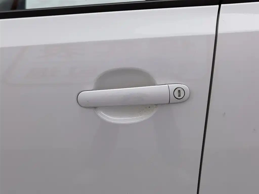 Volkswagen Polo 2015 — фото 18