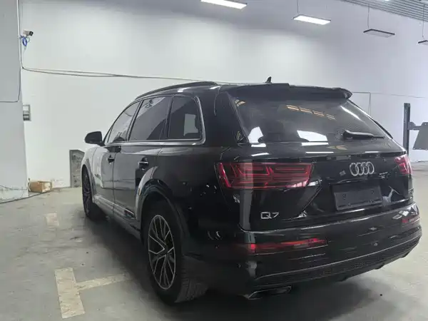 Audi Q7 2018