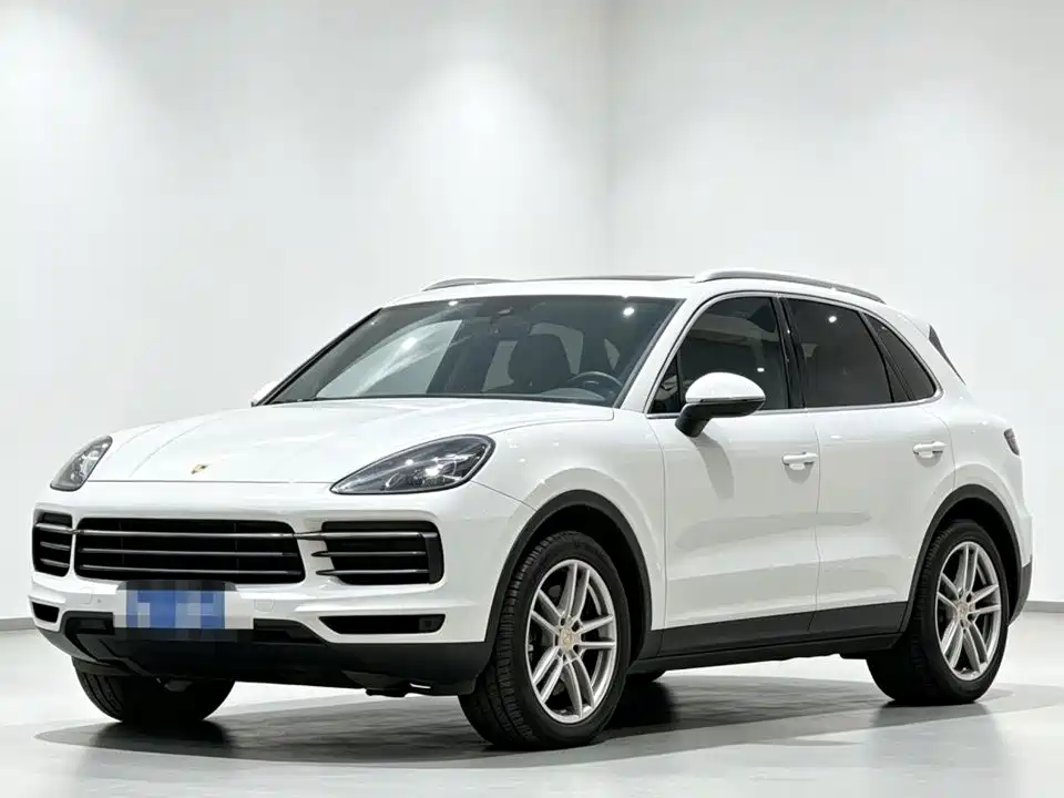 Porsche Cayenne 2018 — фото 1
