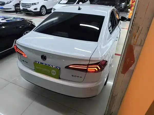 Volkswagen Bora 2021
