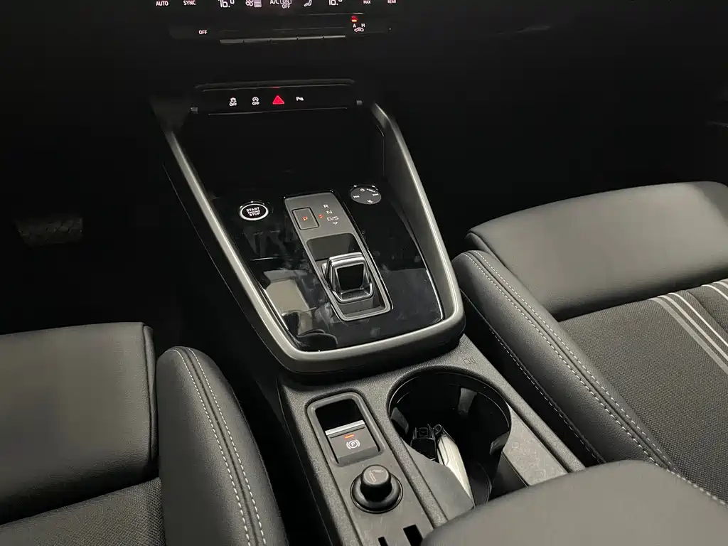 Audi A3 2022 — фото 17