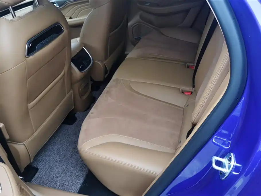 Roewe MARVEL X 2019 — фото 11