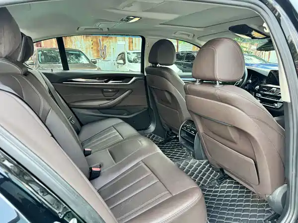 BMW 5 Series 2019