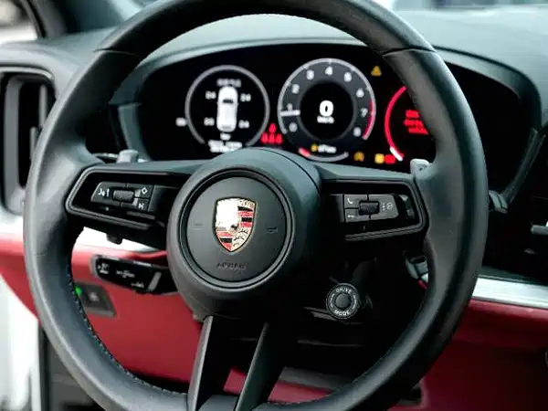 Porsche Cayenne 2024