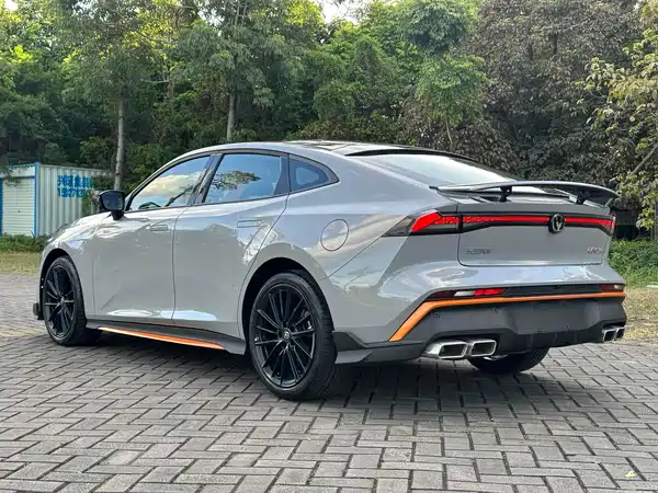 Changan UNI-V 2024