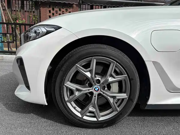 BMW i3 2022
