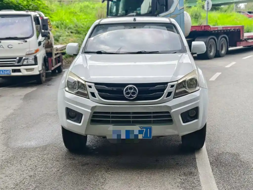 Isuzu RE-MAX Ruimai 2016