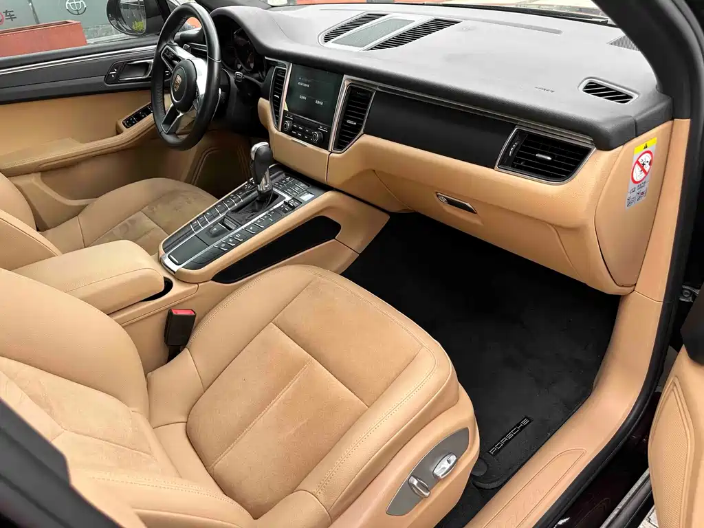 Porsche Macan 2017 — фото 8