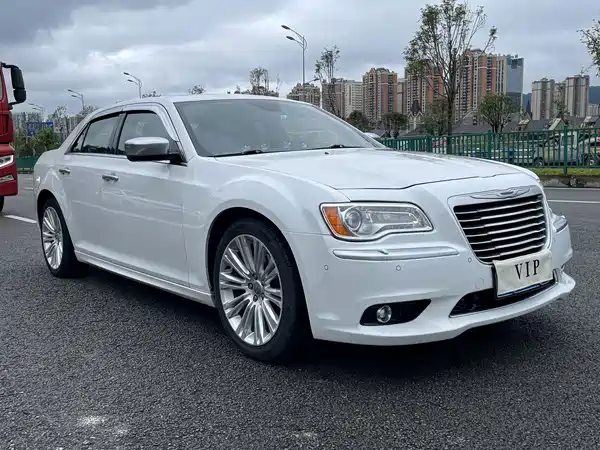 Chrysler 300C 2016