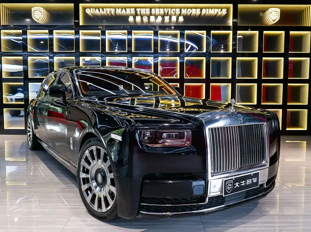 Rolls-Royce Phantom 2014 — фото 3