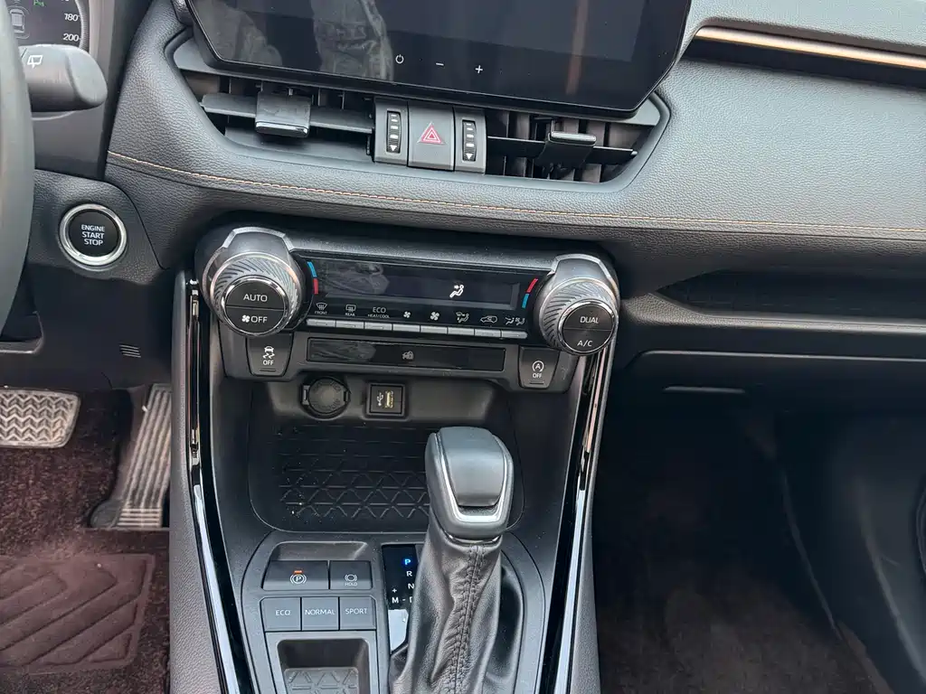 Toyota Wildlander 2025 — фото 14