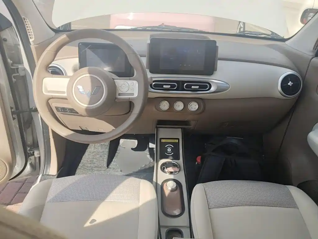 Wuling MINIEV 2025