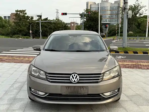 Volkswagen Passat 2013