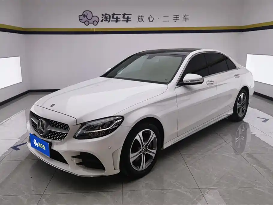 Mercedes-Benz C-Class 2018 — фото 1