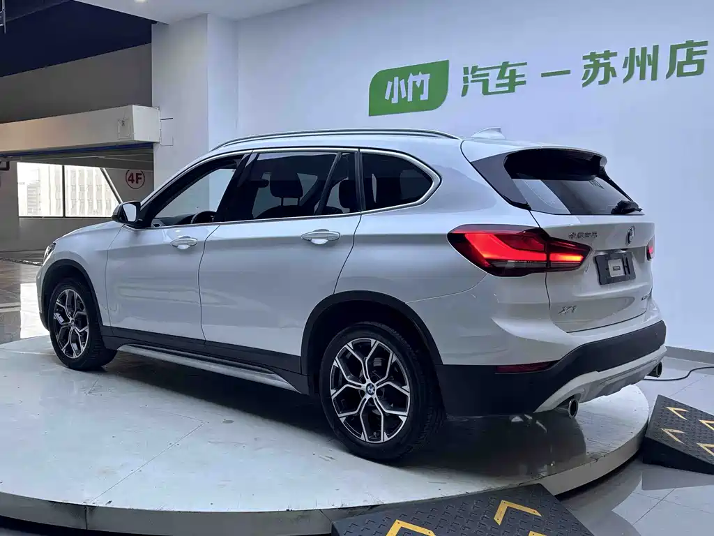 BMW X1 2022 — фото 5