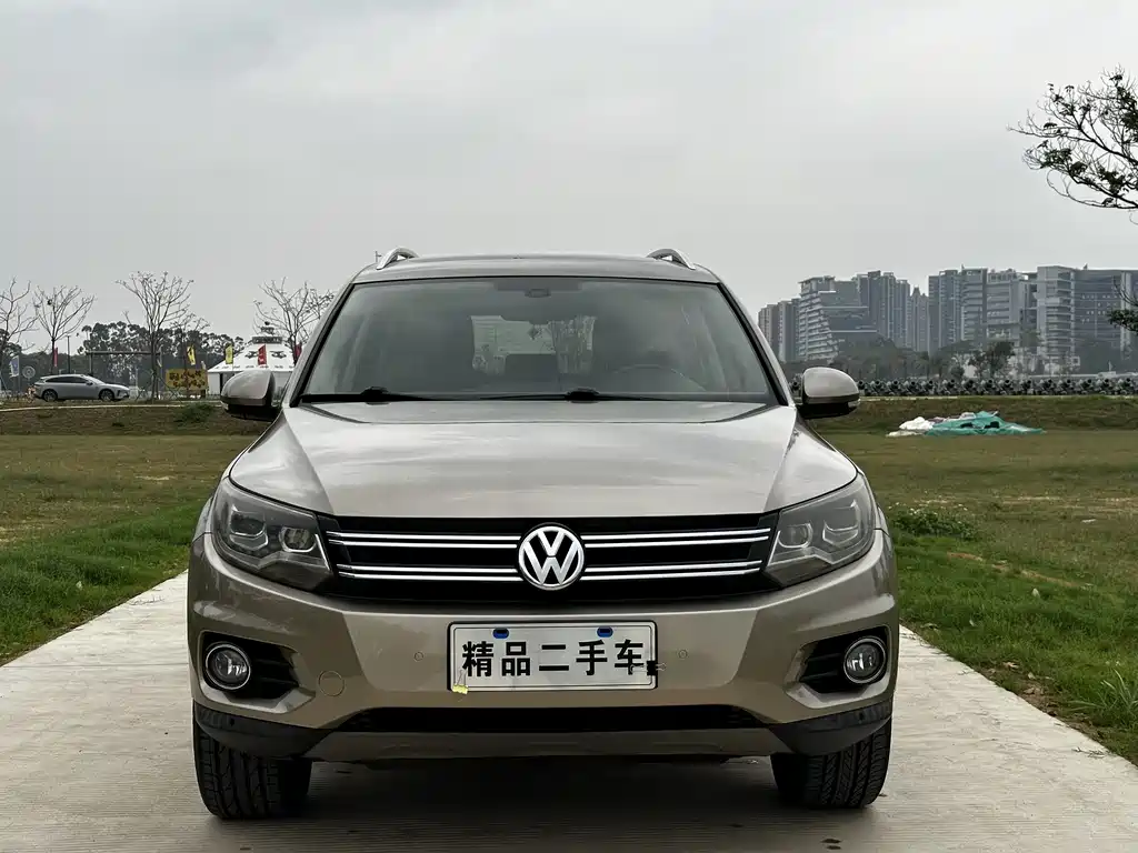 Volkswagen Tiguan 2015 — фото 2