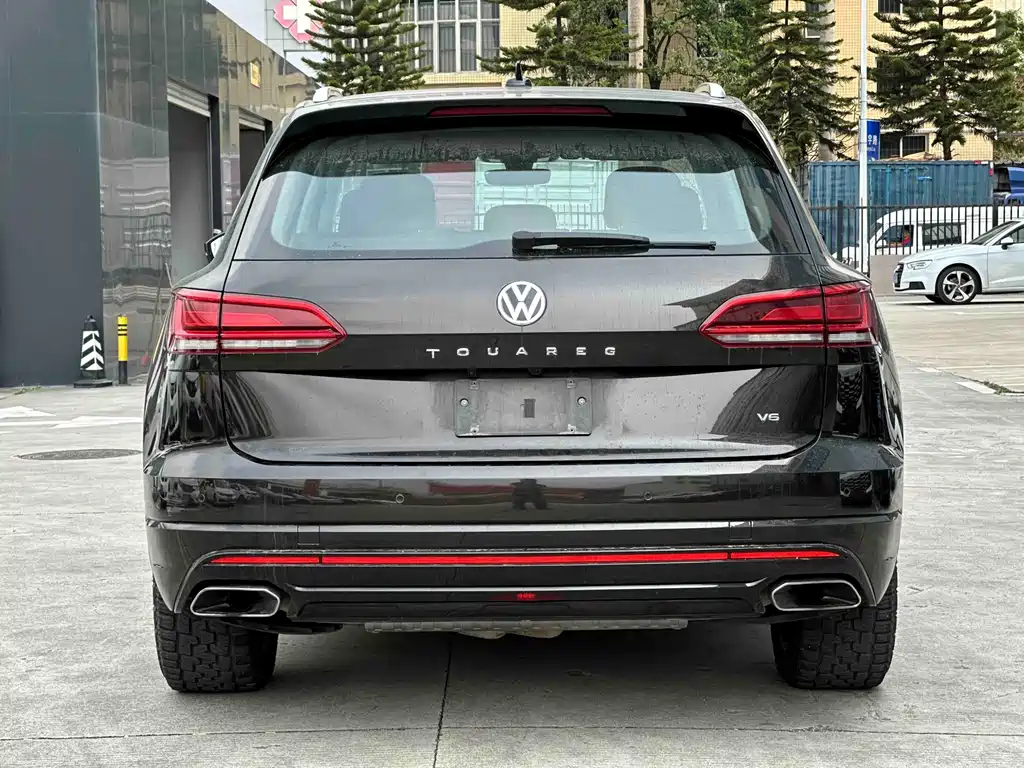 Volkswagen Touareg 2019 — фото 6