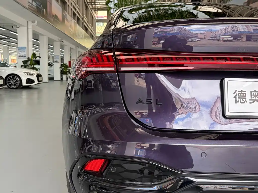 Audi A5L 2025 — фото 10