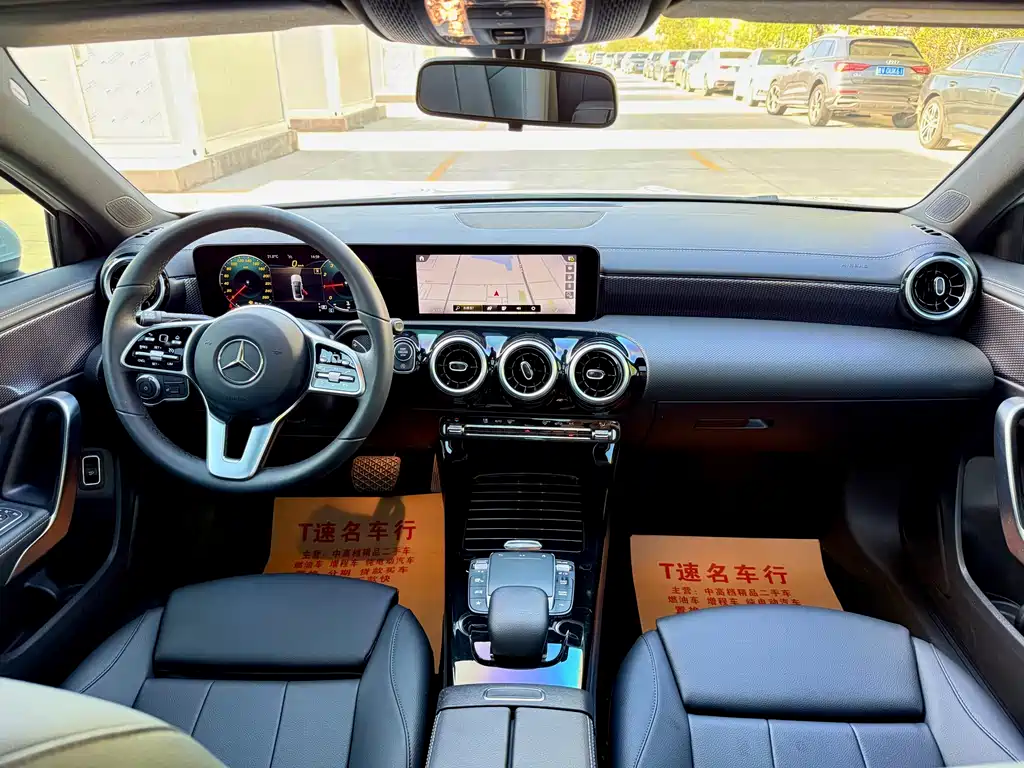 Mercedes-Benz A-Class 2022 — фото 23
