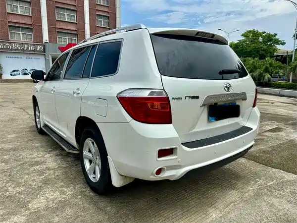 Toyota Highlander 2011