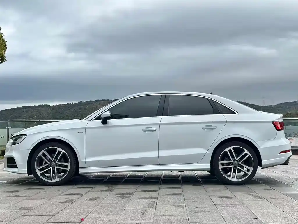 Audi A3 2020 — фото 5