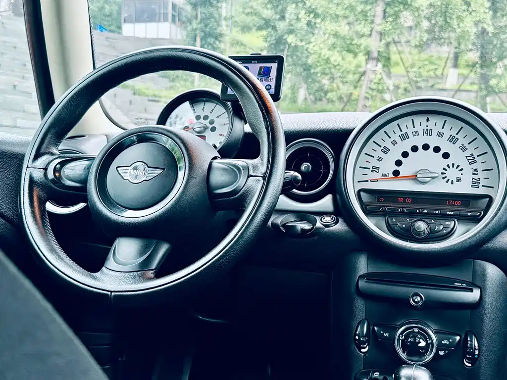 MINI Clubman 2013 — фото 7