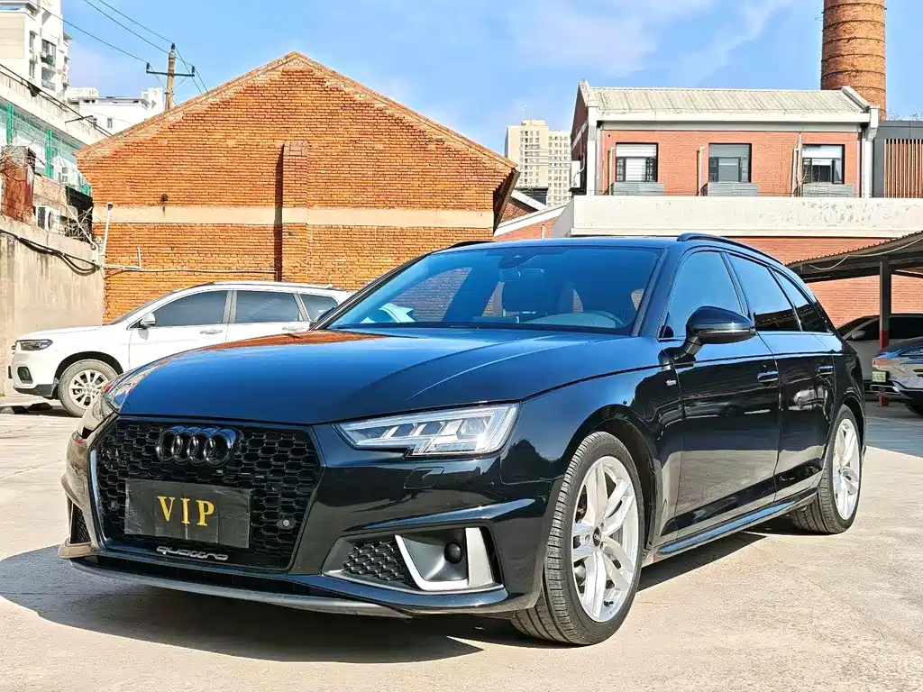 Audi A4 2019