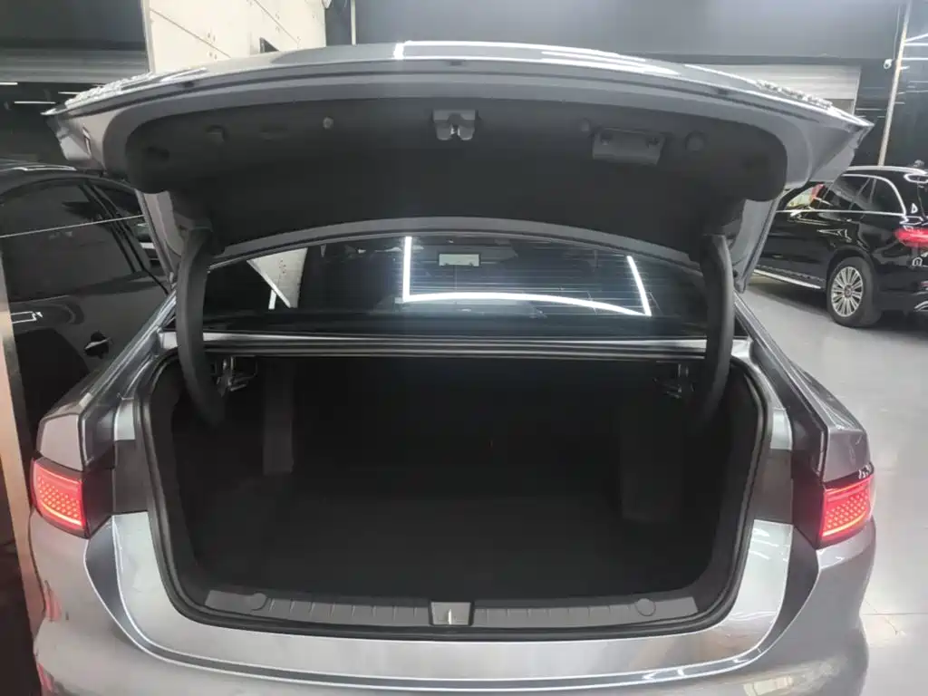 BYD Seal 05 DM-i 2026 — фото 19