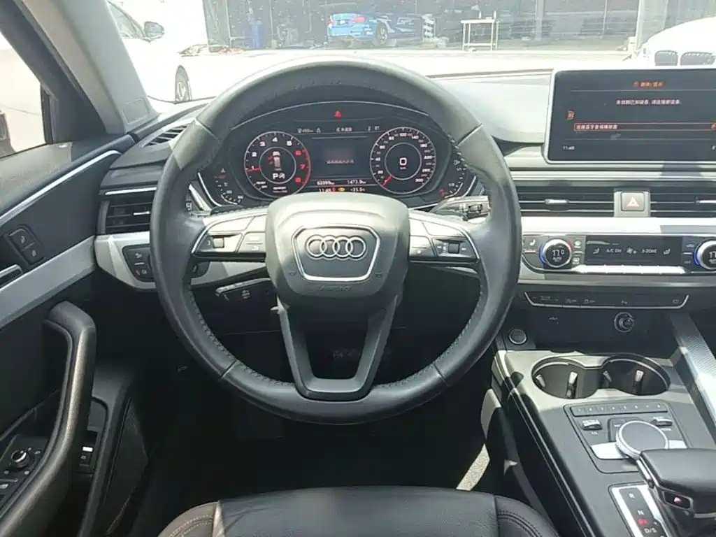 Audi A4 2020 — фото 11