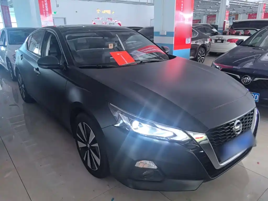 Nissan Teana 2022
