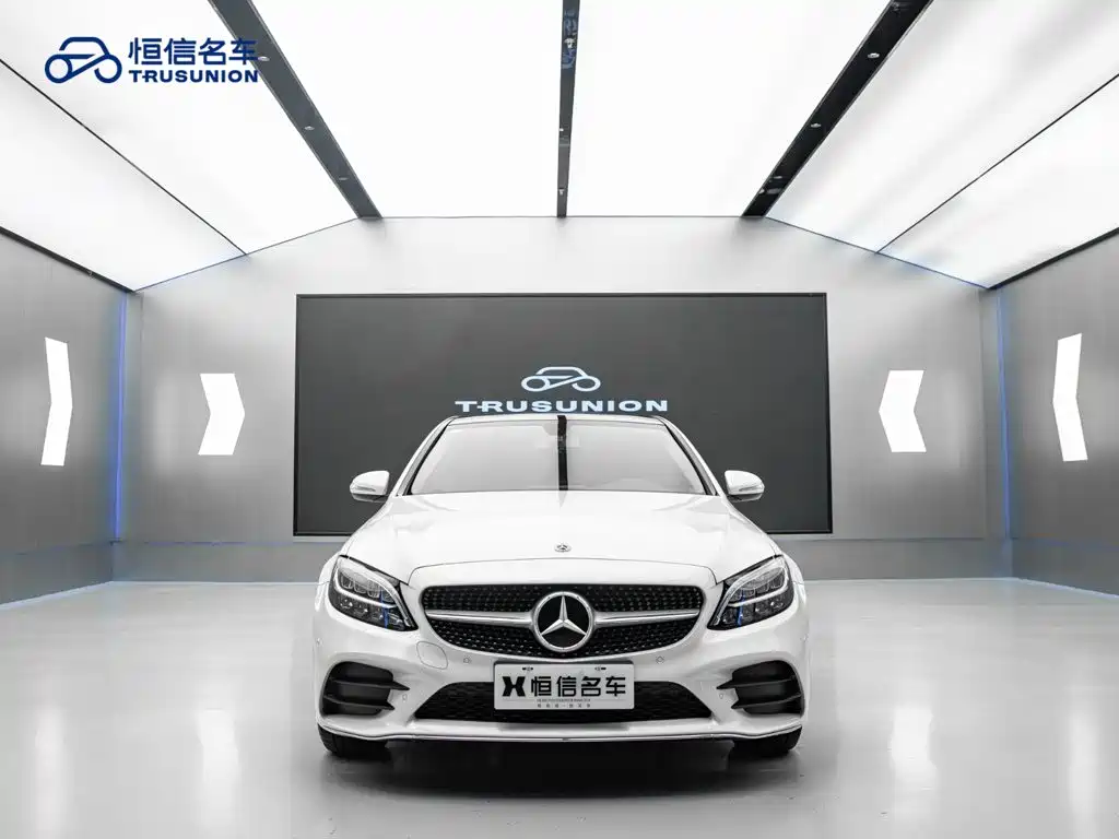 Mercedes-Benz C-Class 2020
