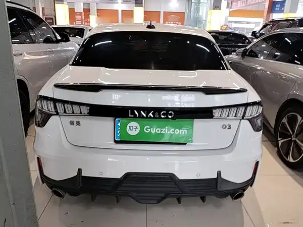 Lynk & Co 03 2020