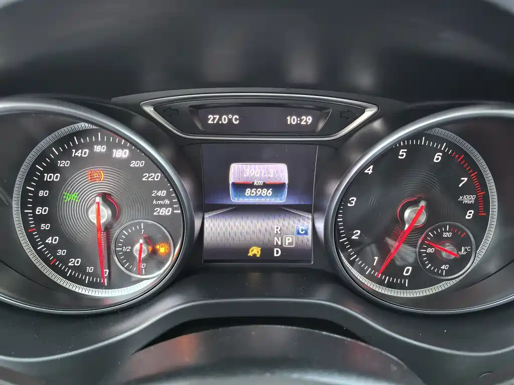 Mercedes-Benz GLA 2019 — фото 9