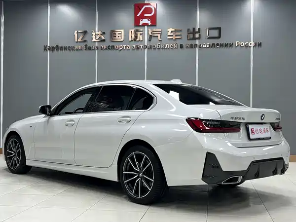 BMW 3 Series 2022