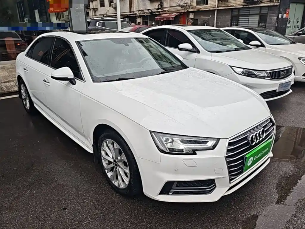 Audi A4L 2020