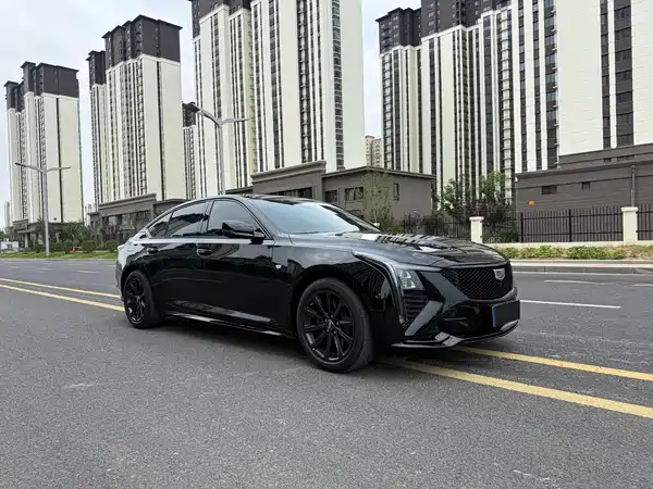 Cadillac CT5 2025