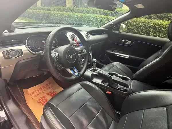 Ford Mustang 2020