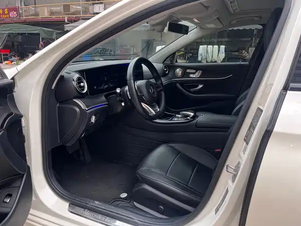 Mercedes-Benz E-Class 2017