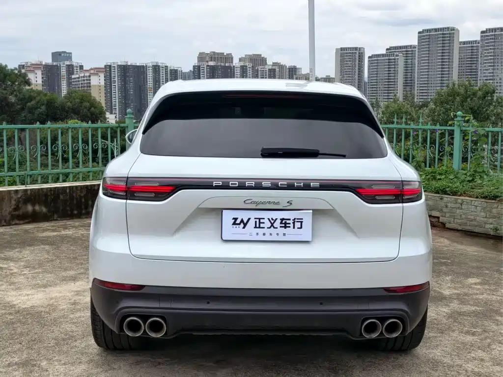 Porsche Cayenne 2018