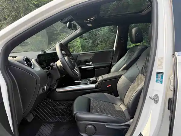 Mercedes-Benz B-Class 2021