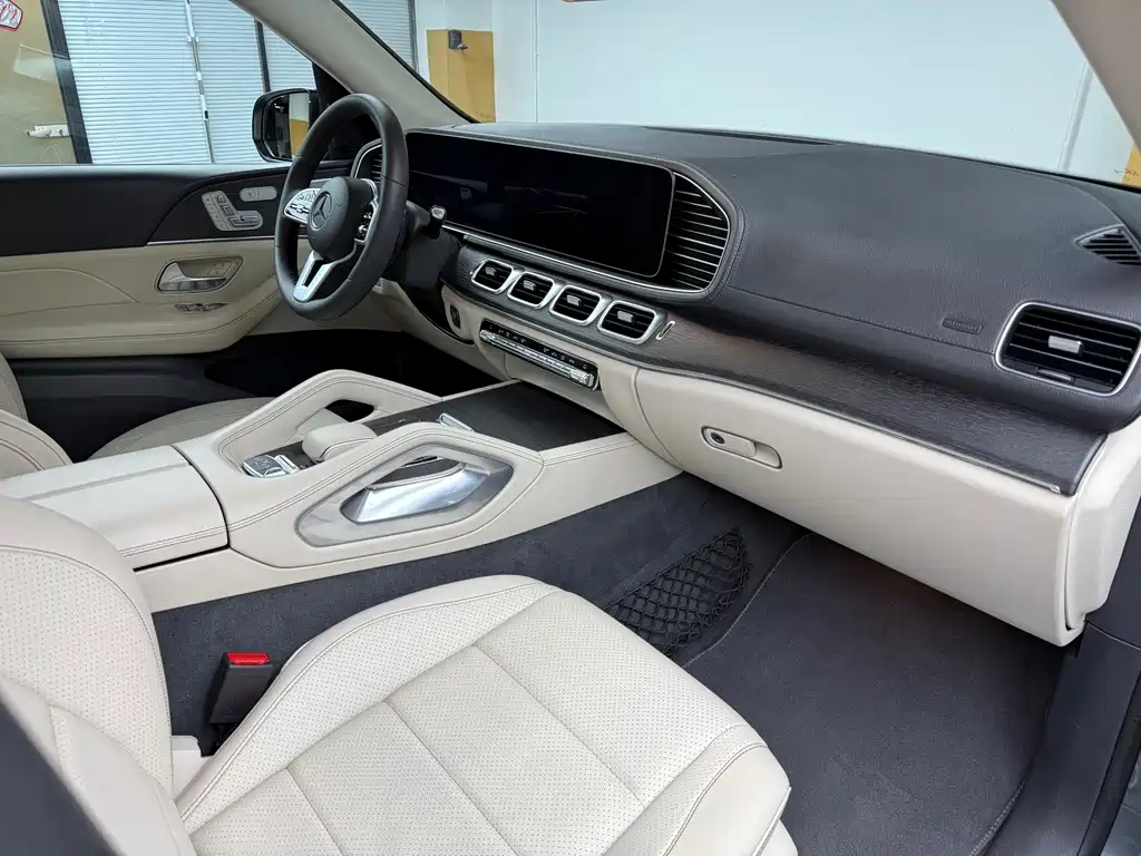 Mercedes-Benz GLE 2019 — фото 8