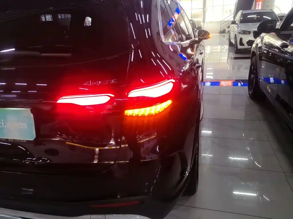 Mercedes-Benz GLC 2023 — фото 24
