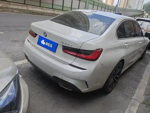 BMW 3 Series 2021