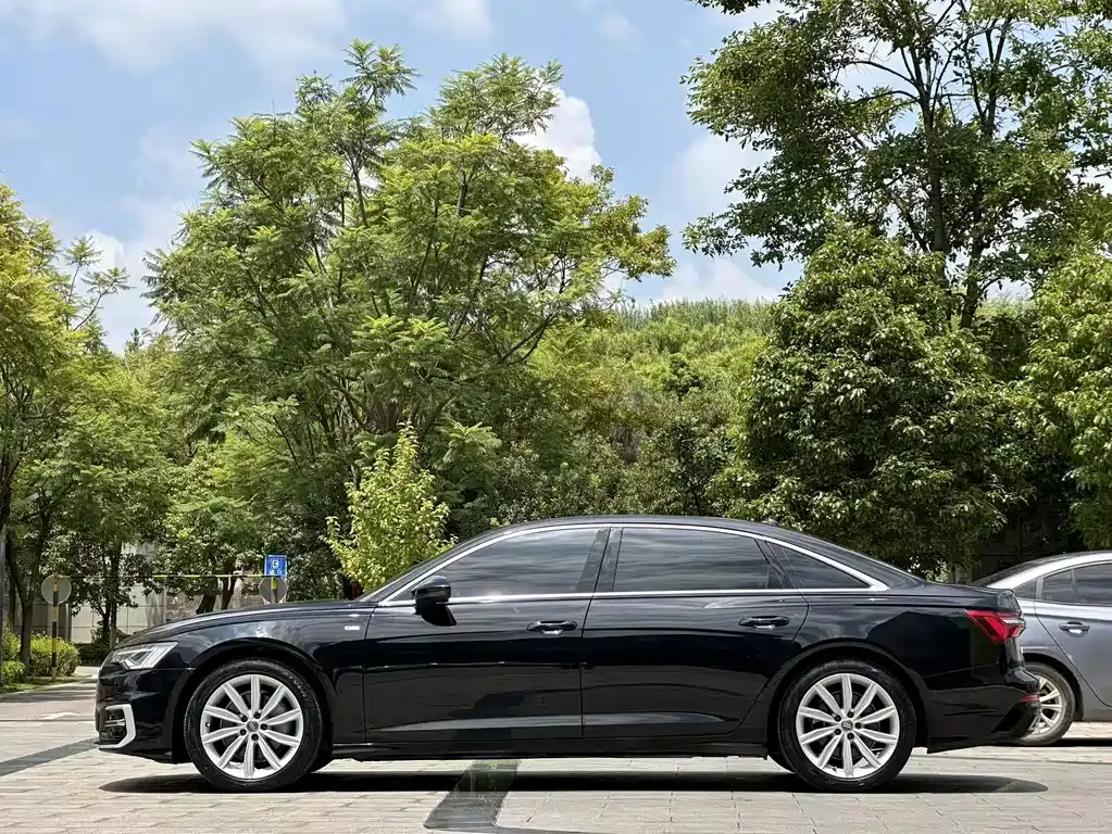 Audi A6L 2021 — фото 10