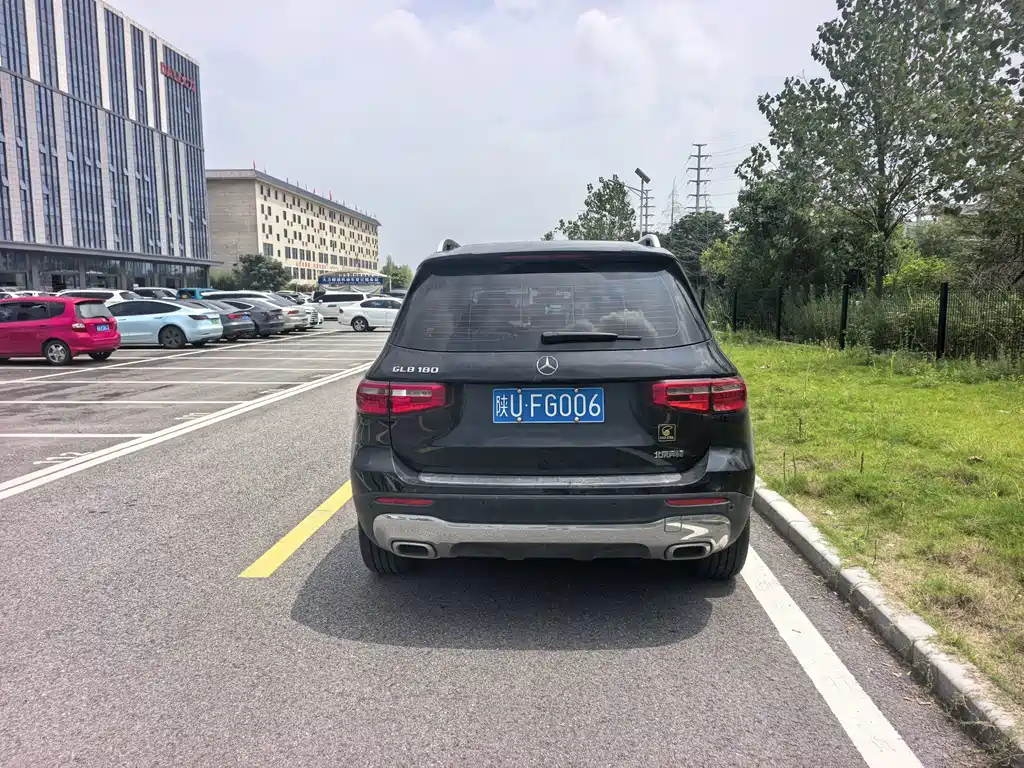 Mercedes-Benz GLB 2020