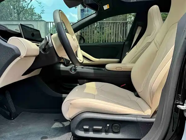 NIO ET5T 2024