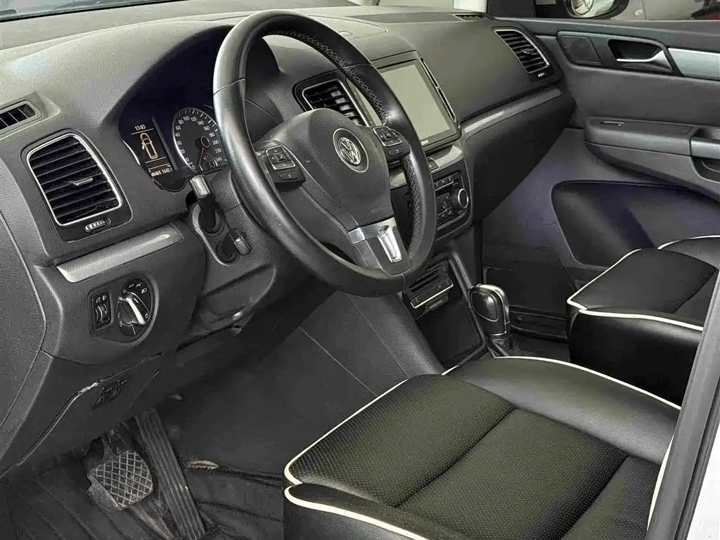 Volkswagen Sharan 2012