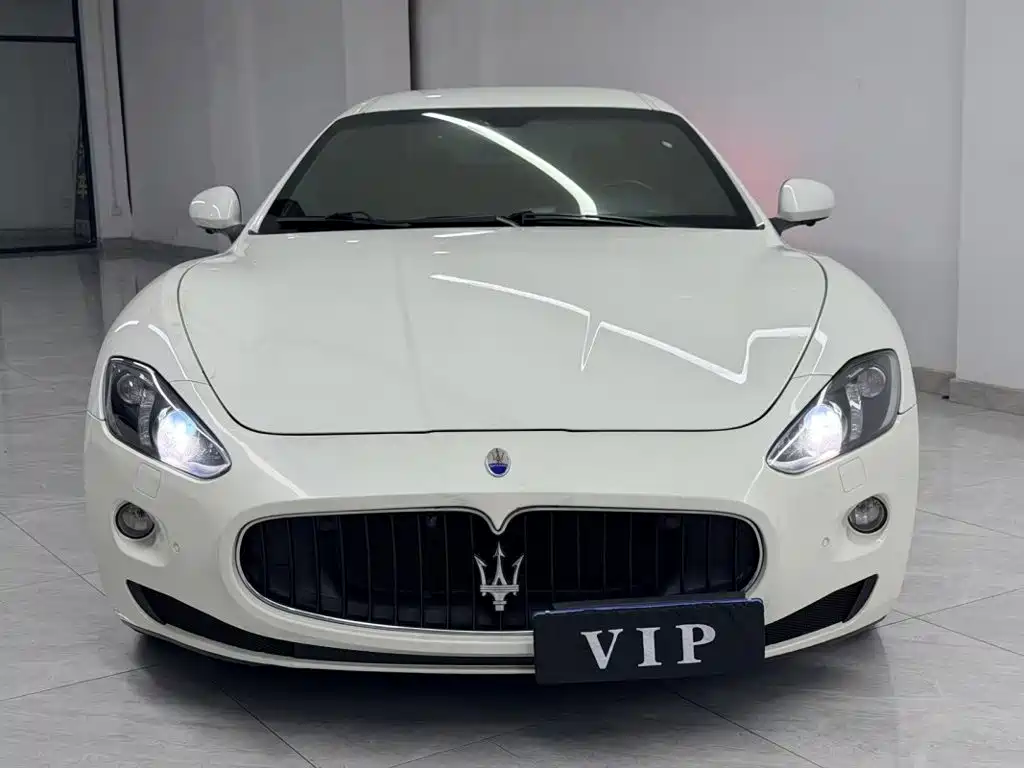 Maserati Granturismo 2018 — фото 3