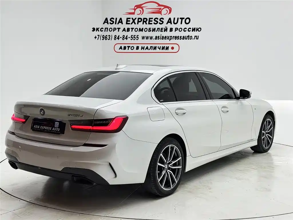 BMW 3 Series 2021