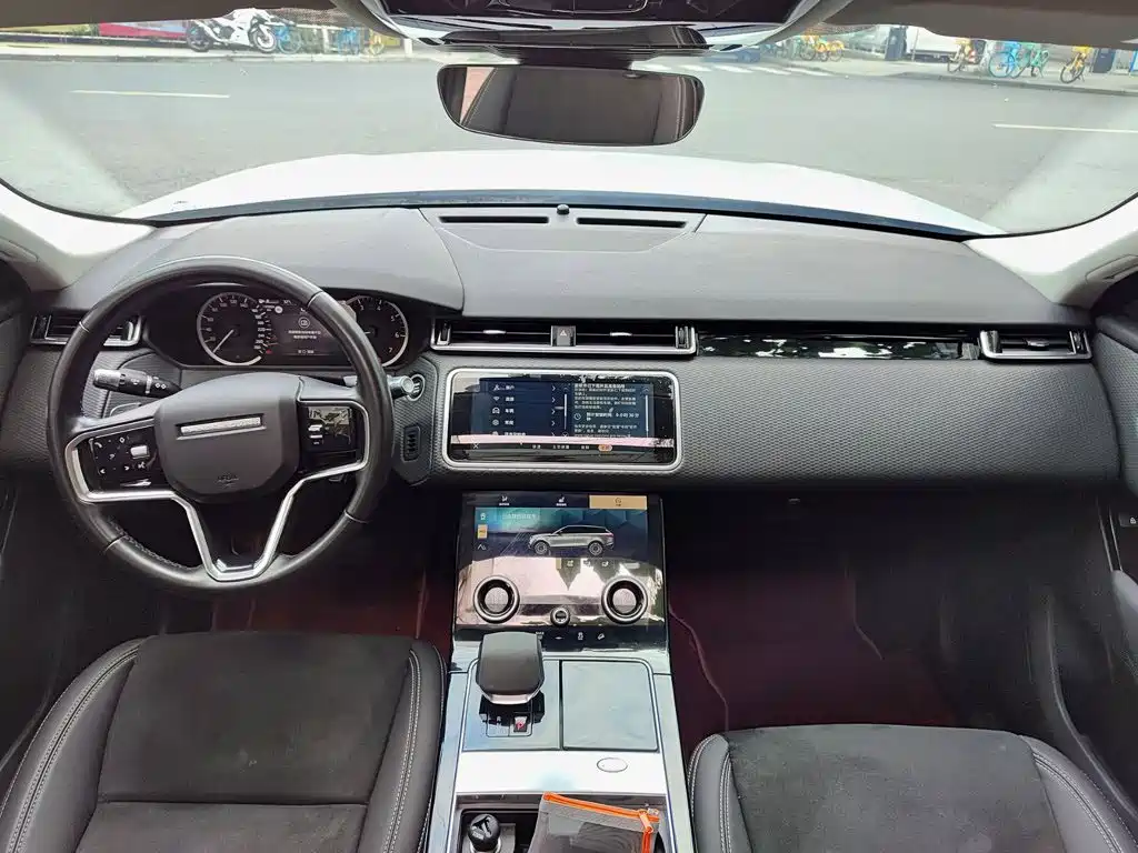 Land Rover Range Rover Velar 2022 — фото 10